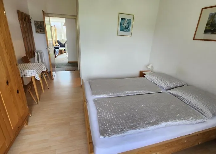 בית הארחה Haus Carinthia Woerthersee Kaernten קרומפנדורף